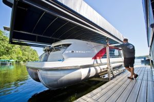 shorestation-pontoon-lift-03